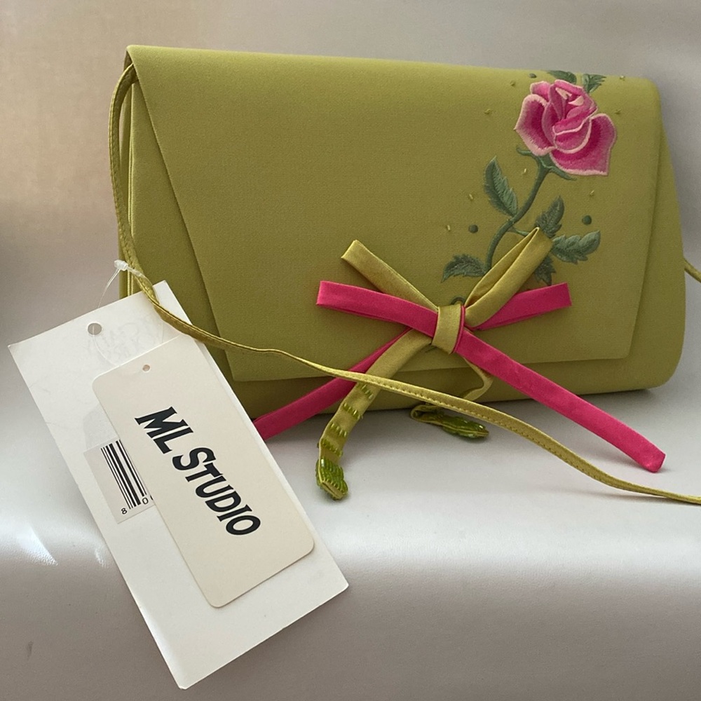 Green Embroidered Flower Bag